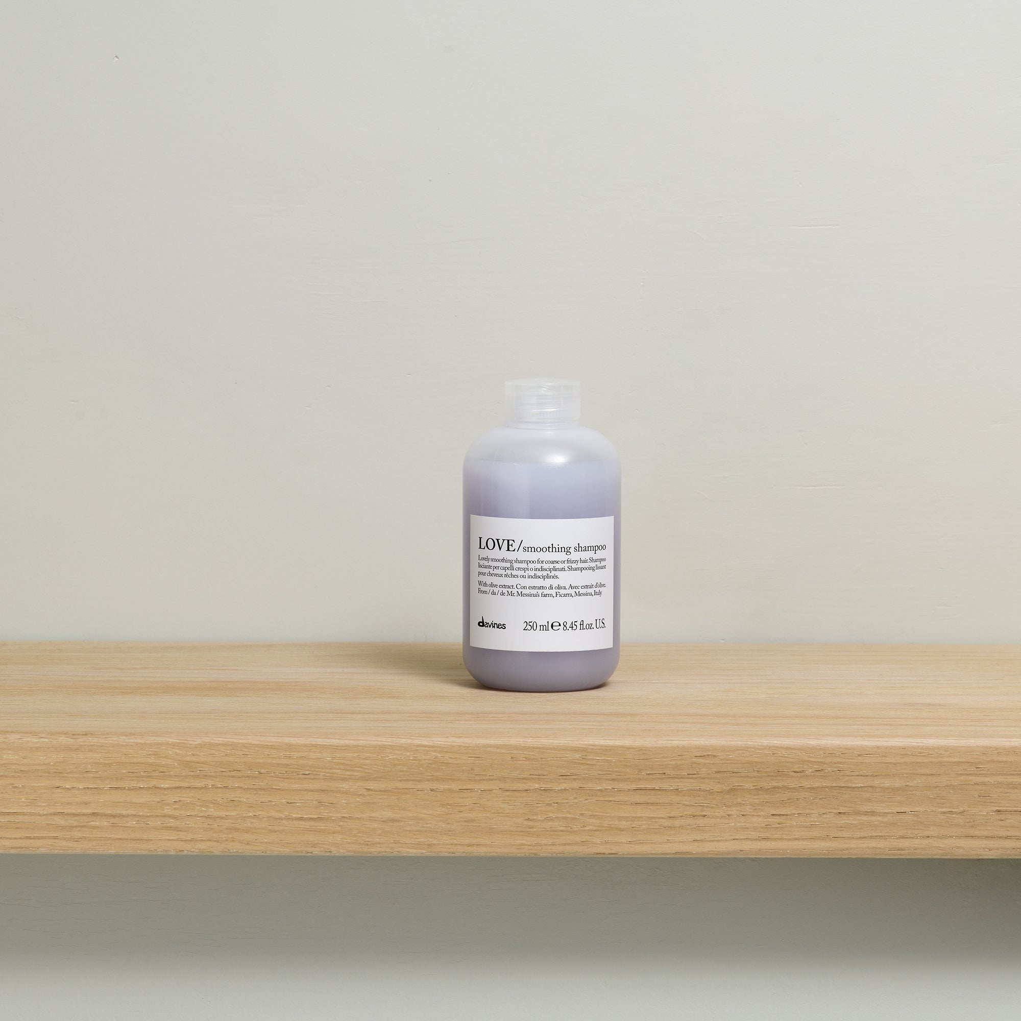 LOVE Smoothing Shampoo
